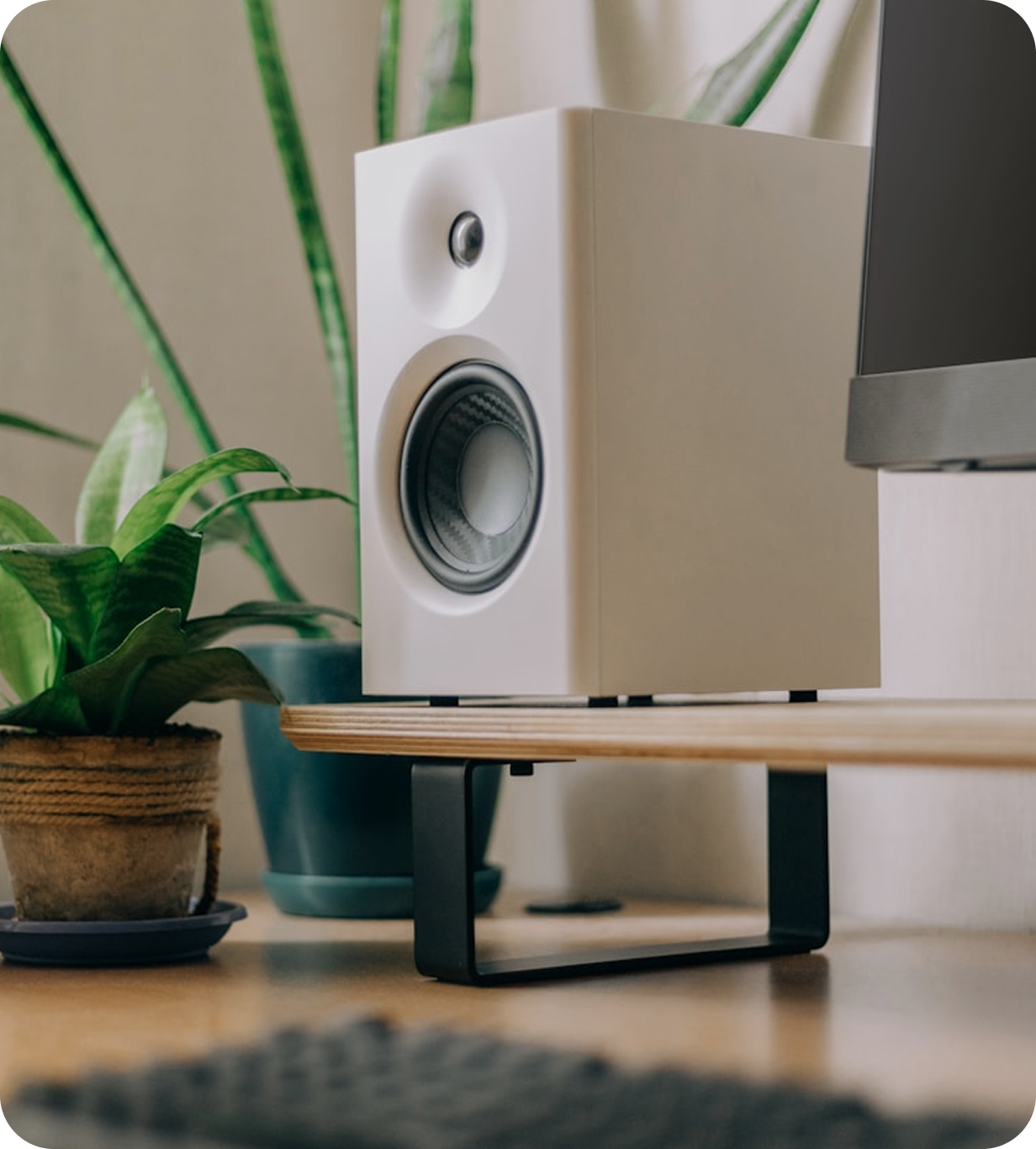 Background Image https://a.storyblok.com/f/228452/1232x1366/375a49971d/configure-deployment.png